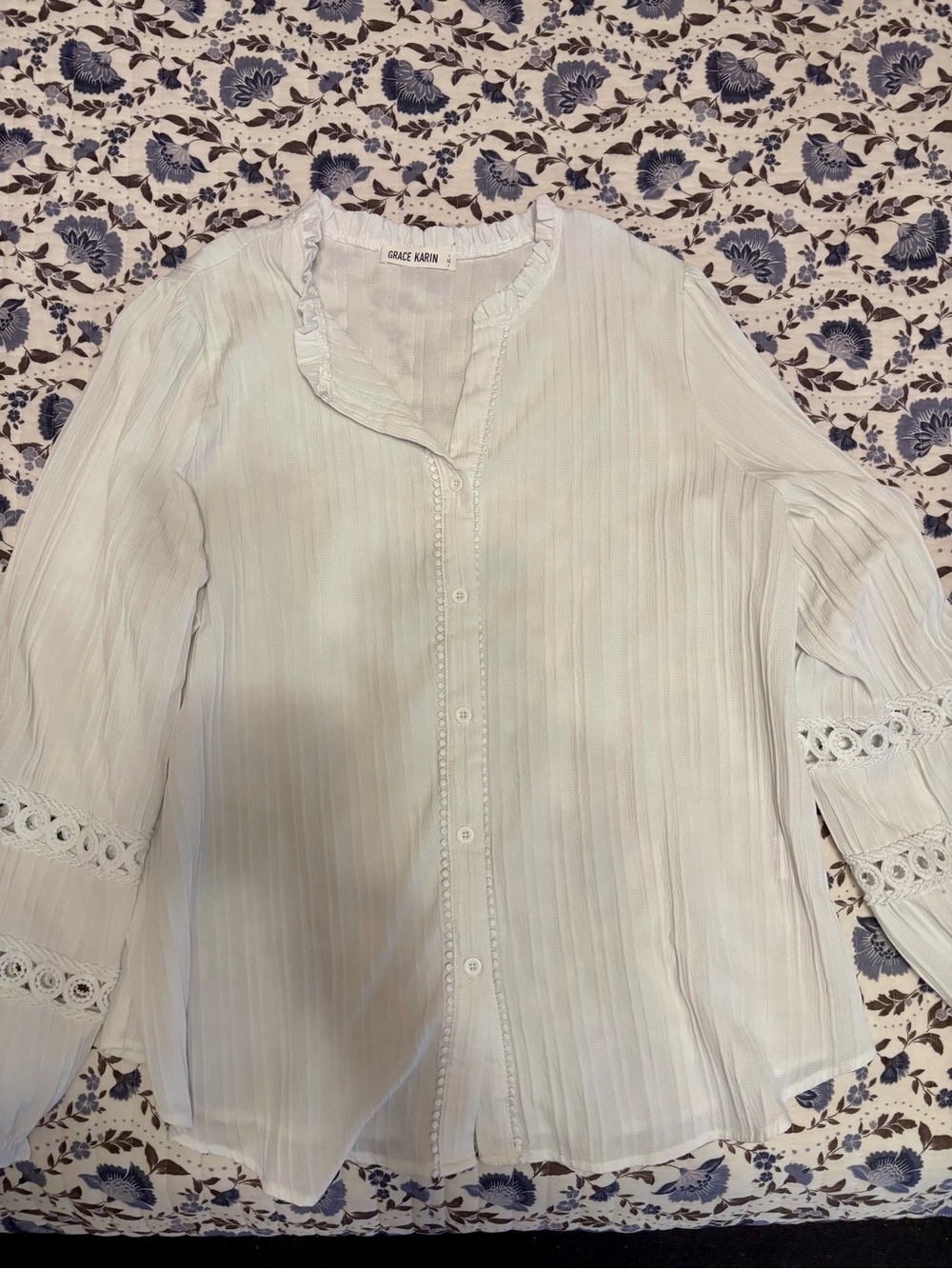 Grace Karin Cream Button-Front Blouse with Lace Trim | XL